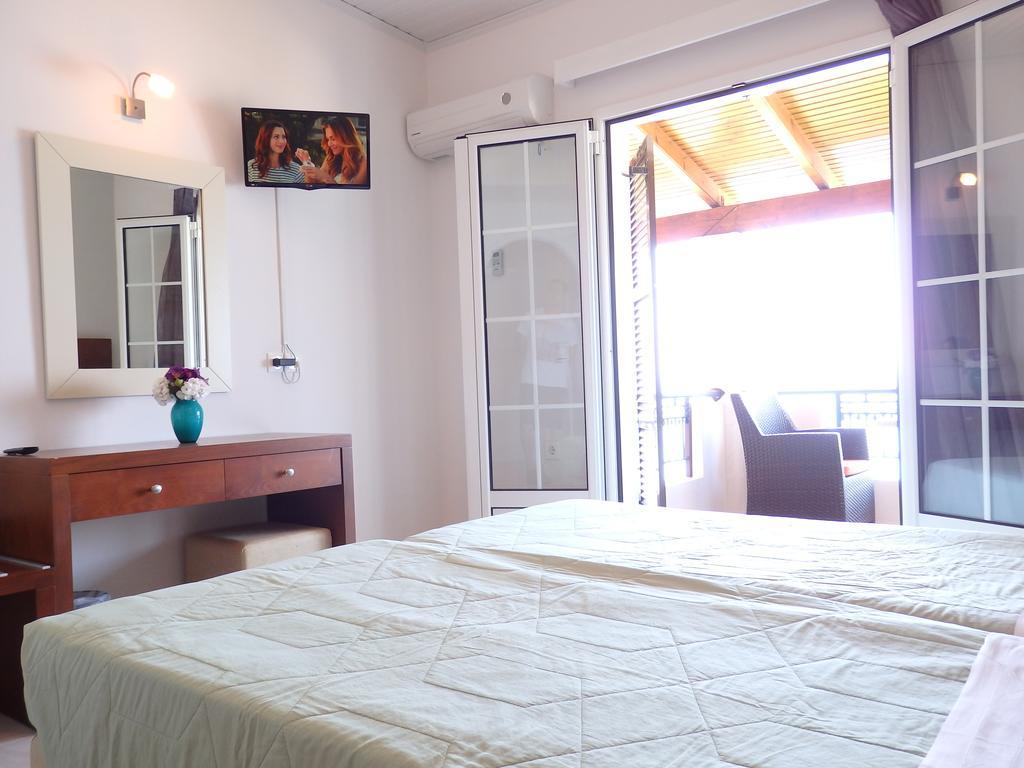 Dandidis Seaside Pension Agios Gordios  Quarto foto